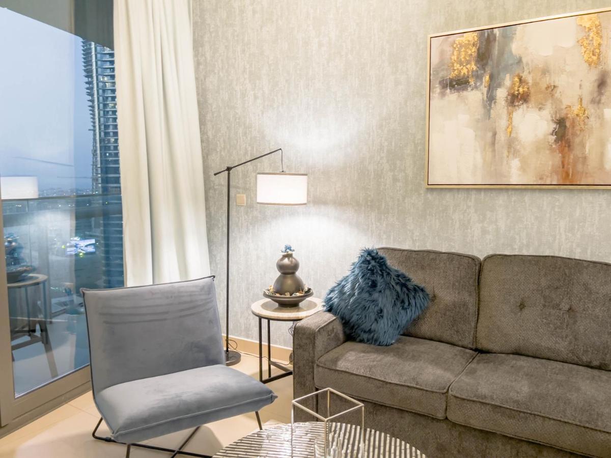 Апартаменты Cosmos Living Downtown Дубай Экстерьер фото