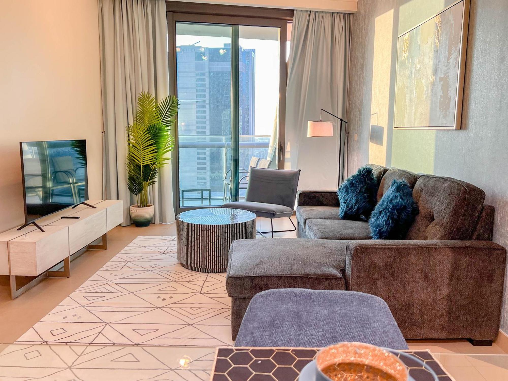 Апартаменты Cosmos Living Downtown Дубай Экстерьер фото